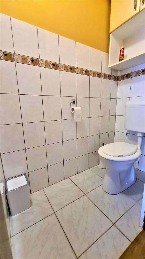 Vitorlas Apartman Sárvár Exterior foto
